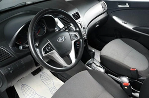 Хетчбэк Hyundai Solaris 2013 года, 949000 рублей, Тюмень