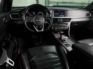Седан Kia Optima 2018 года, 2154000 рублей, Воронеж