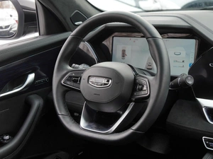 Внедорожник Geely Monjaro 2024 года, 3850000 рублей, Волгоград