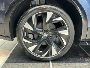 Внедорожник Volkswagen ID.6 Crozz 2022 года, 4940000 рублей, Красноярск