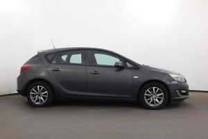 Хетчбэк Opel Astra 2012 года, 670000 рублей, Орёл