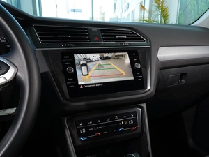 Внедорожник Volkswagen Tiguan 2021 года, 3360000 рублей, Тверь
