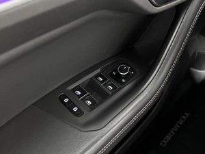 Внедорожник Volkswagen Touareg 2018 года, 4494900 рублей, Казань