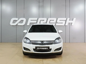 Седан Opel Astra 2012 года, 749000 рублей, Воронеж