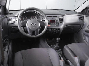 Седан Kia Rio 2010 года, 590000 рублей, Ростов-на-Дону