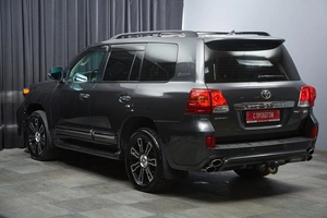 Внедорожник Toyota Land Cruiser 2014 года, 3877000 рублей, Красноярск