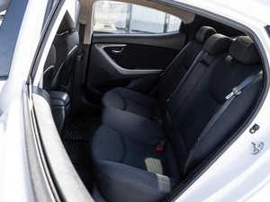 Седан Hyundai Elantra 2012 года, 999000 рублей, Краснодар