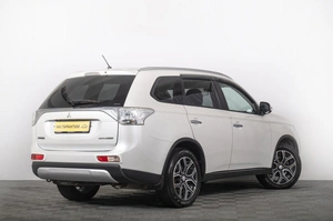 Внедорожник Mitsubishi Outlander 2014 года, 1599000 рублей, Томск