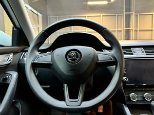 Лифтбек Skoda Octavia 2019 года, 1497000 рублей, Красноярск