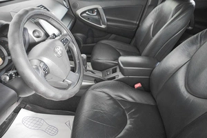 Внедорожник Toyota RAV4 2010 года, 1359000 рублей, Кемерово
