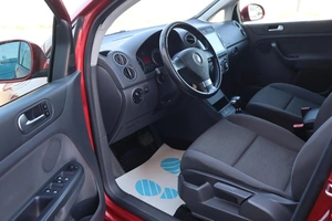 Хэтчбек Volkswagen Golf Plus 2008 года, 730000 рублей, Мирное