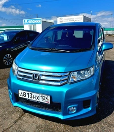 Минивэн Honda Freed 2012 года, 956000 рублей, Красноярск