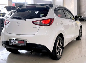 Хетчбэк Mazda Demio 2017 года, 1097000 рублей, Солонцы