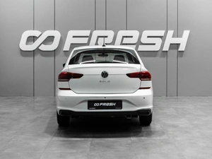 Лифтбек Volkswagen Polo 2022 года, 1699000 рублей, Тюмень