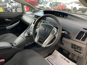 Лифтбек Toyota Prius 2010 года, 847000 рублей, Солонцы