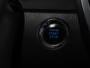 Седан Toyota Camry 2019 года, 3249000 рублей, Тюмень
