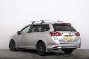 Универсал Toyota Corolla Fielder 2018 года, 1389000 рублей, Томск