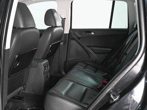 Внедорожник Volkswagen Tiguan 2010 года, 1219000 рублей, Ростов-на-Дону