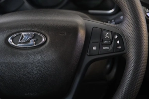 Хетчбэк ВАЗ (LADA) XRAY 2017 года, 699000 рублей, Омск