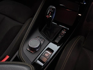 Внедорожник BMW X2 2018 года, 1749999 рублей, Москва