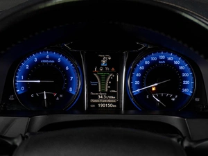 Седан Toyota Camry 2018 года, 2199000 рублей, Тюмень