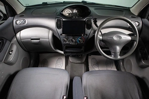 Минивэн Toyota Funcargo 2001 года, 399000 рублей, Сургут