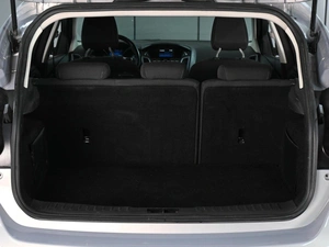 Хетчбэк Ford Focus 2011 года, 979000 рублей, Аксай