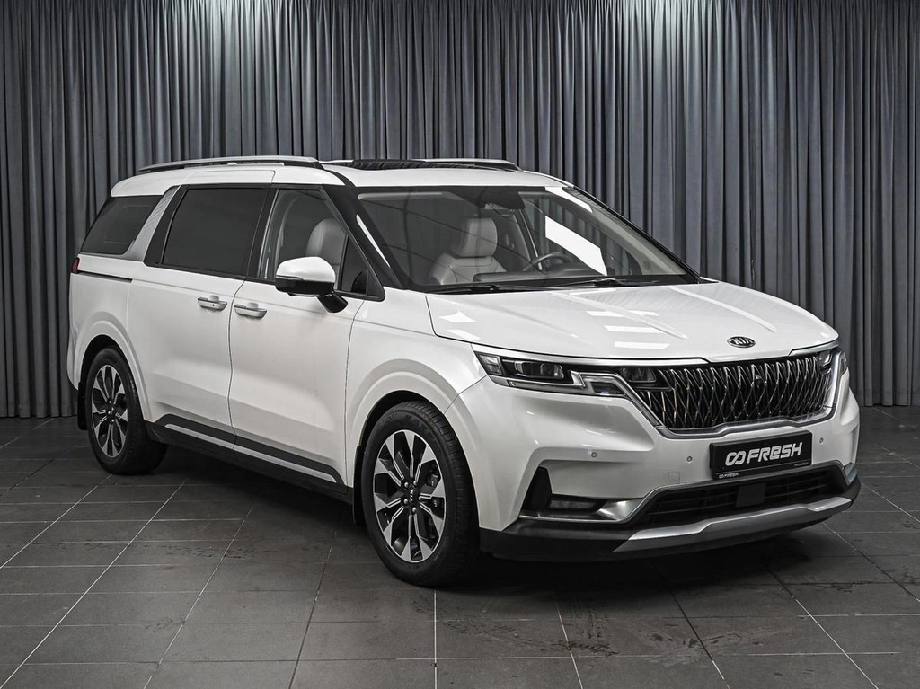 Минивэн Kia Carnival 2021 года, 3899000 рублей, Ставрополь