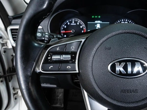 Седан Kia Optima 2018 года, 2127000 рублей, Ставрополь