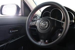 Седан Mazda 3 2004 года, 699000 рублей, Омск