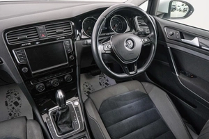 Универсал Volkswagen Golf 2014 года, 1039000 рублей, Красноярск