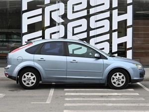 Хетчбэк Ford Focus 2006 года, 479000 рублей, Волгоград