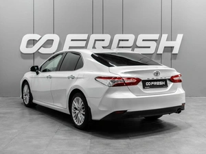 Седан Toyota Camry 2018 года, 2699000 рублей, Тюмень