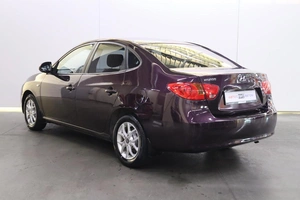 Седан Hyundai Elantra 2008 года, 690000 рублей, Брянск