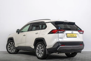 Внедорожник Toyota RAV4 2020 года, 3449000 рублей, Томск