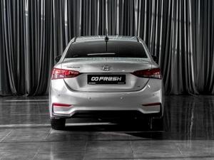 Седан Hyundai Solaris 2018 года, 1365000 рублей, Тюмень