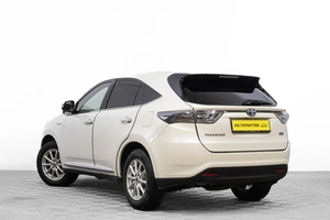 Внедорожник Toyota Harrier 2015 года, 2349000 рублей, Барнаул
