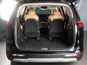 Минивэн Kia Carnival 2021 года, 4049000 рублей, Минеральные Воды