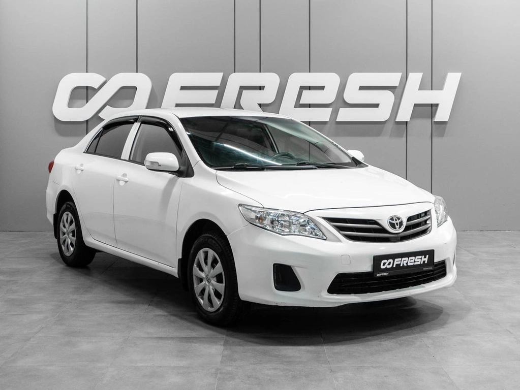 Седан Toyota Corolla 2011 года, 919000 рублей, Тюмень