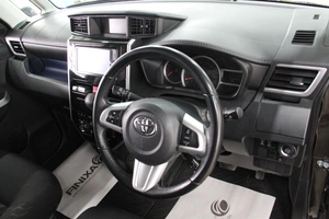 Хетчбэк Toyota Tank 2017 года, 1089000 рублей, Омск