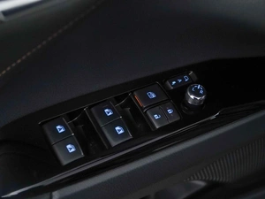 Седан Toyota Camry 2019 года, 2598444 рублей, Москва
