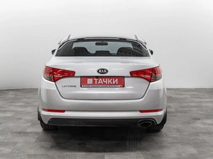 Седан Kia Optima 2012 года, 1050000 рублей, Красноярск