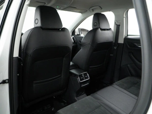 Внедорожник Skoda Karoq 2020 года, 1899050 рублей, Москва