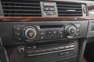 Седан BMW 3 серия 2011 года, 1249000 рублей, Барнаул