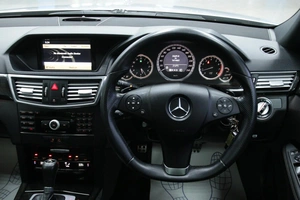 Седан Mercedes-benz E-класс 2009 года, 1658000 рублей, Солонцы