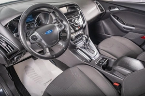 Хетчбэк Ford Focus 2012 года, 1049000 рублей, Томск