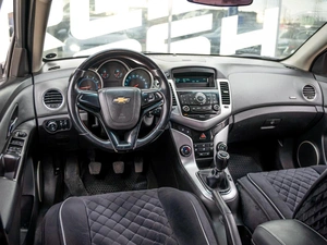 Седан Chevrolet Cruze 2011 года, 840000 рублей, Краснодар