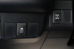 Внедорожник Toyota RAV4 2015 года, 2229000 рублей, Тюмень