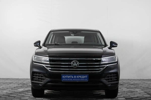 Внедорожник Volkswagen Touareg 2020 года, 4369000 рублей, Кемерово