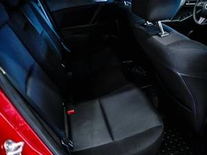 Хетчбэк Mazda 3 2011 года, 845000 рублей, Красноярск